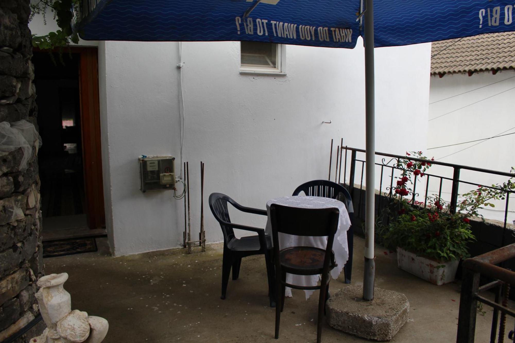 Vila Karagjozi Gjirokaster Exterior photo
